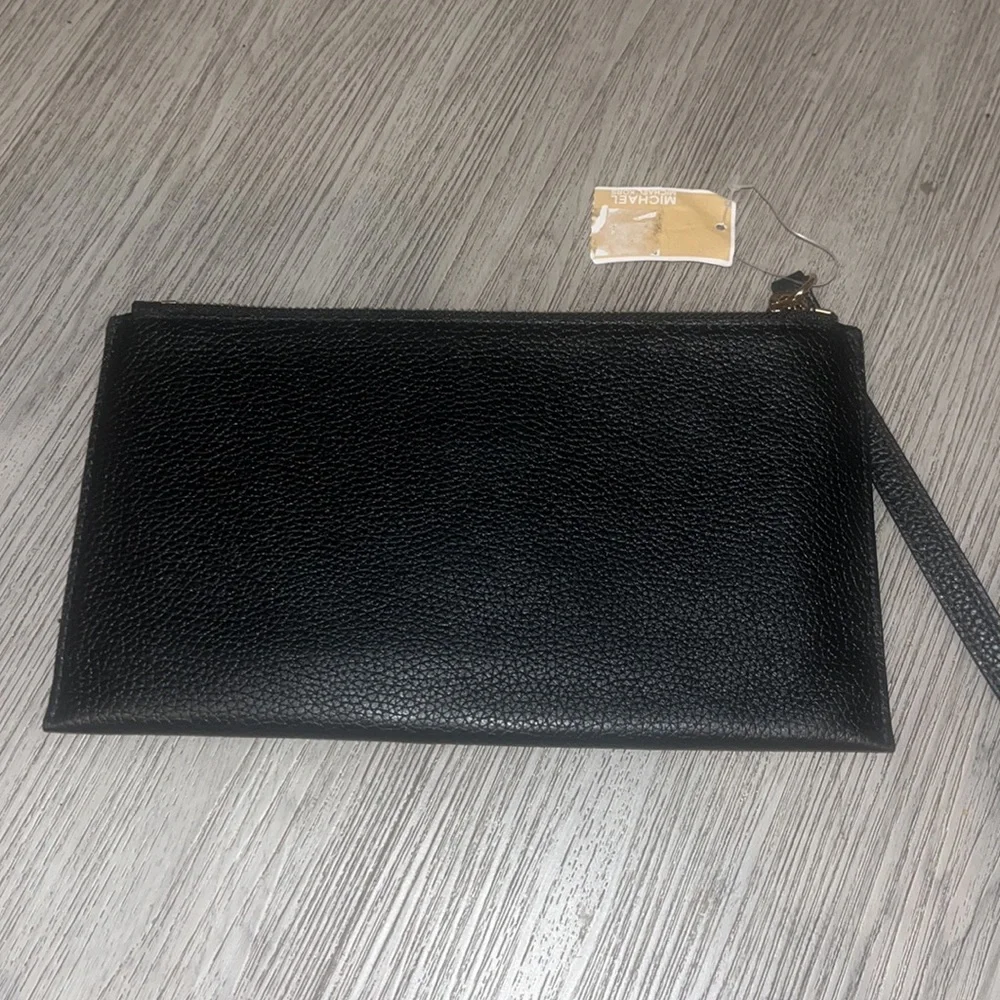Micheal Kors Clutch